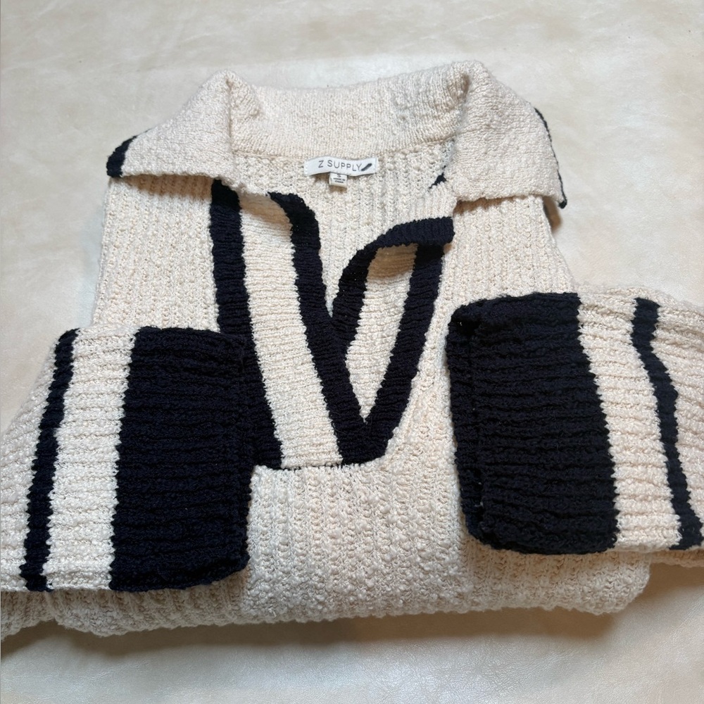 Z Supply EUC slouch & oversized Johnny collar sweater - Picture 3 of 9